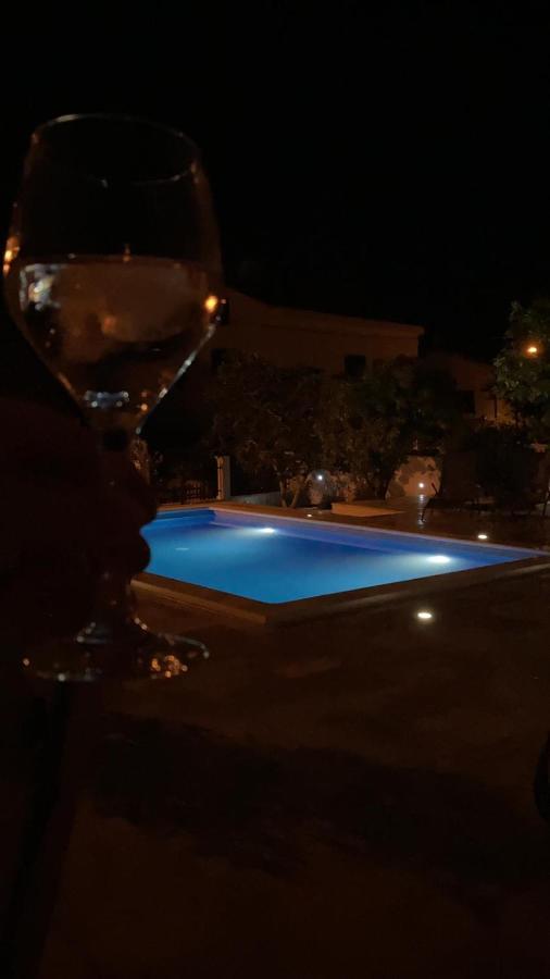 Villa Vlatino Seget Vranjica Esterno foto