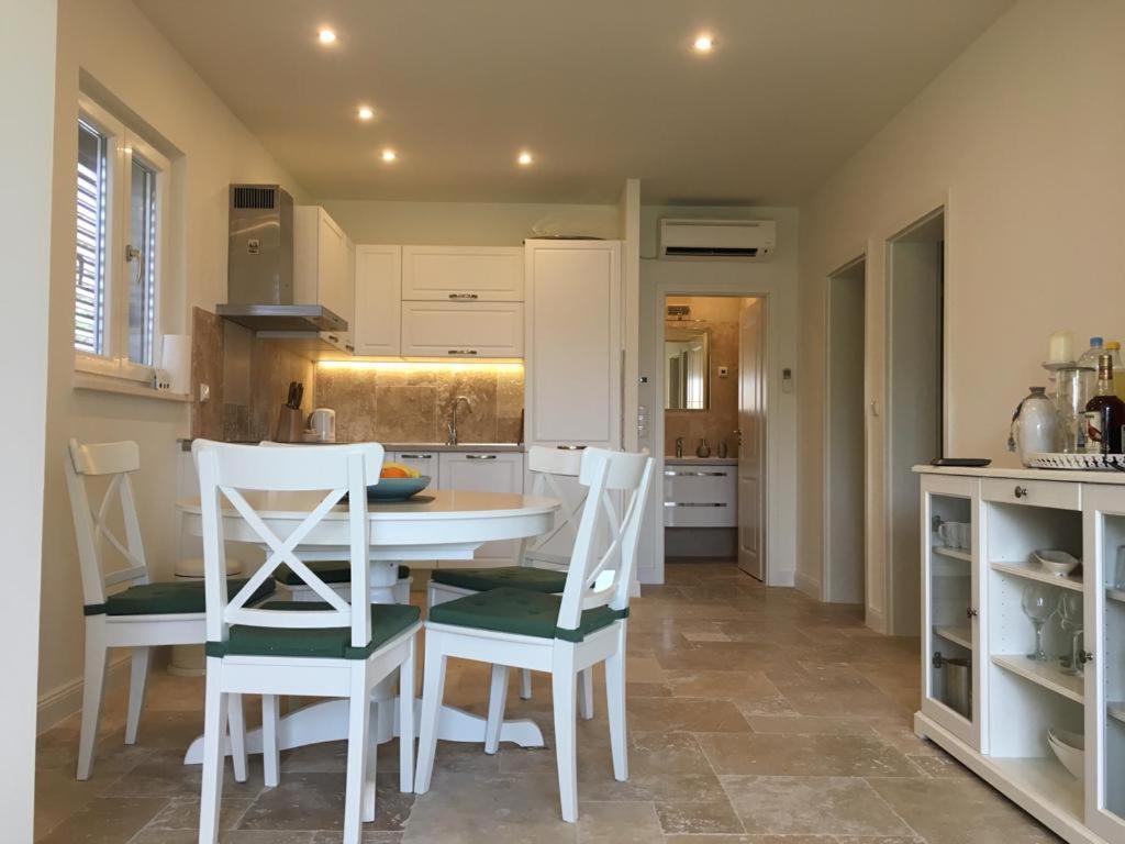 Villa Vlatino Seget Vranjica Esterno foto
