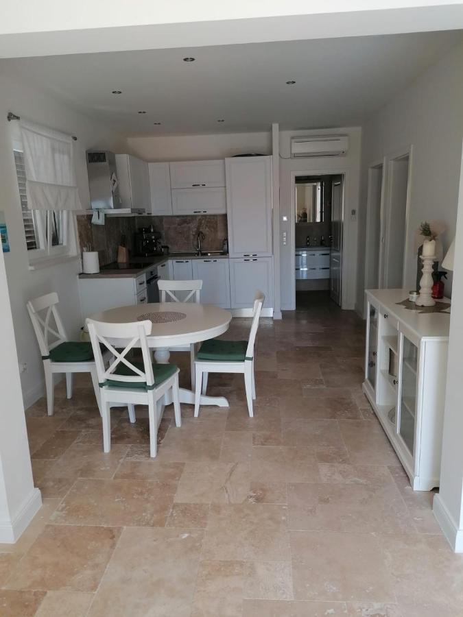 Villa Vlatino Seget Vranjica Esterno foto