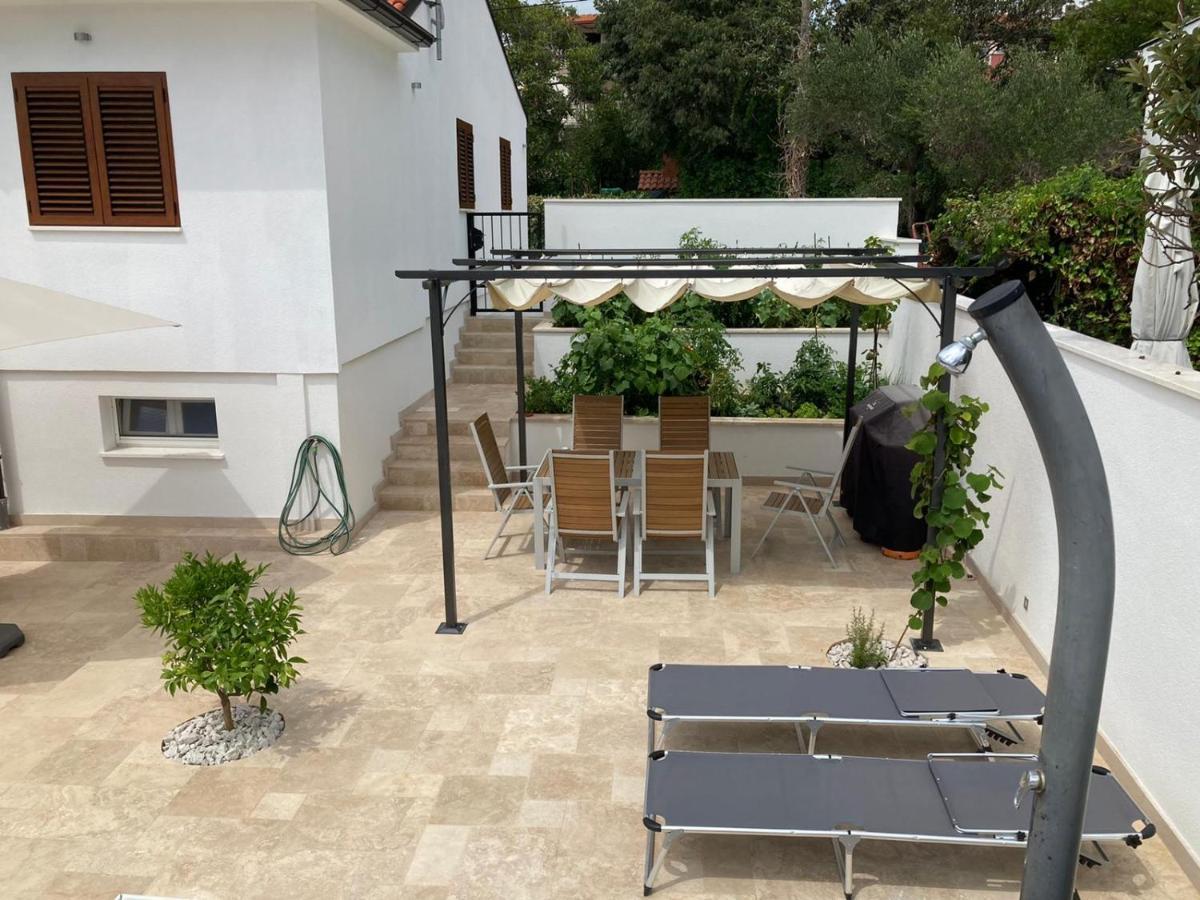 Villa Vlatino Seget Vranjica Esterno foto