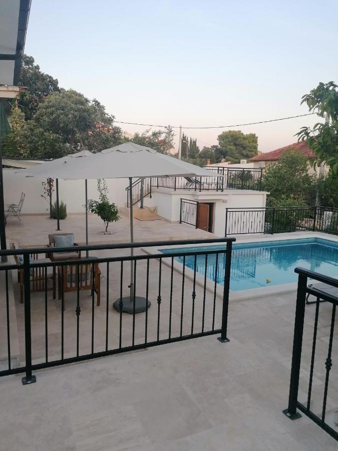 Villa Vlatino Seget Vranjica Esterno foto